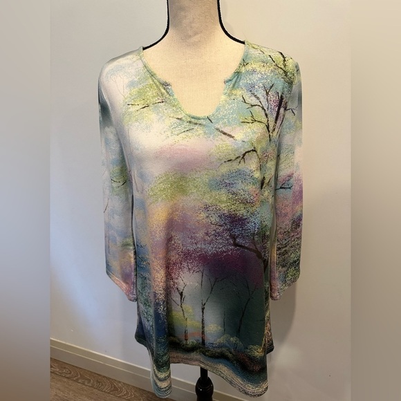 Scenic Print Women's Sweater - Picture 1 of 7